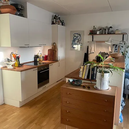 Close To Downtown And Water Apartment *